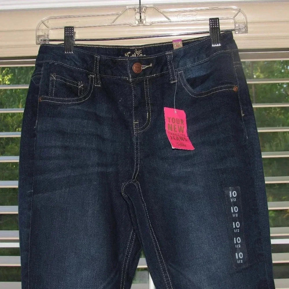 JUSTICE Simply Low Bootcut Dark Wash Jeans 10 ½ - Picture 1 of 4